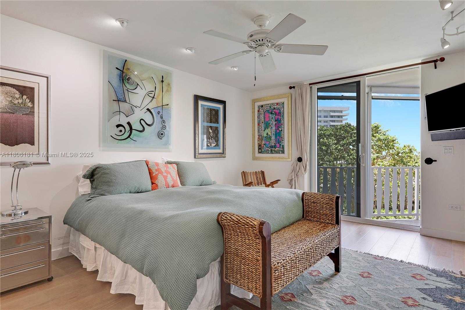 Small Image of 200 OCEAN LANE DR #305, Key Biscayne Number 18