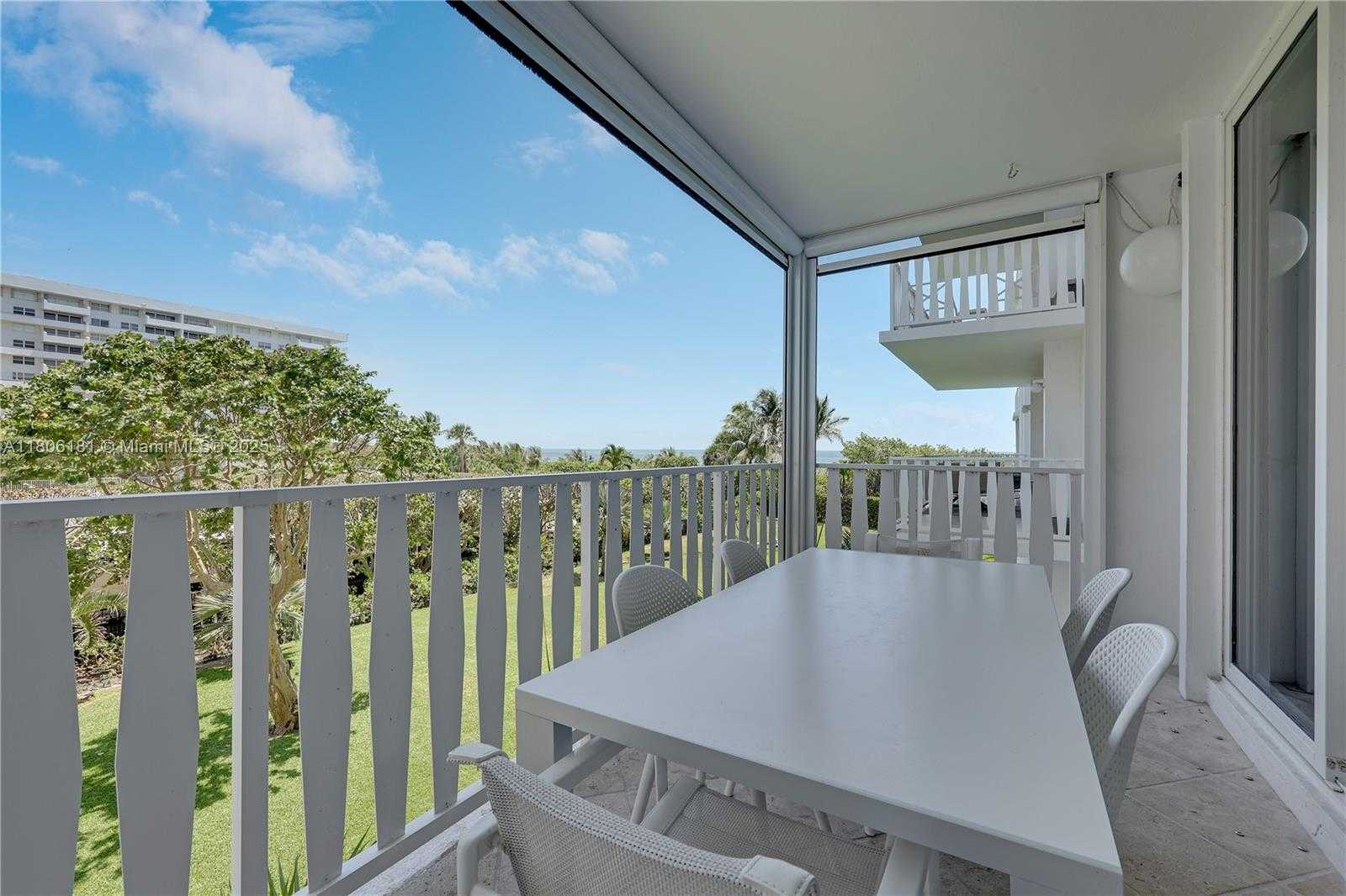 Small Image of 200 OCEAN LANE DR #305, Key Biscayne Number 24