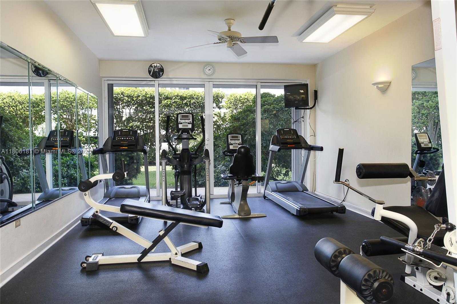 Small Image of 200 OCEAN LANE DR #305, Key Biscayne Number 26