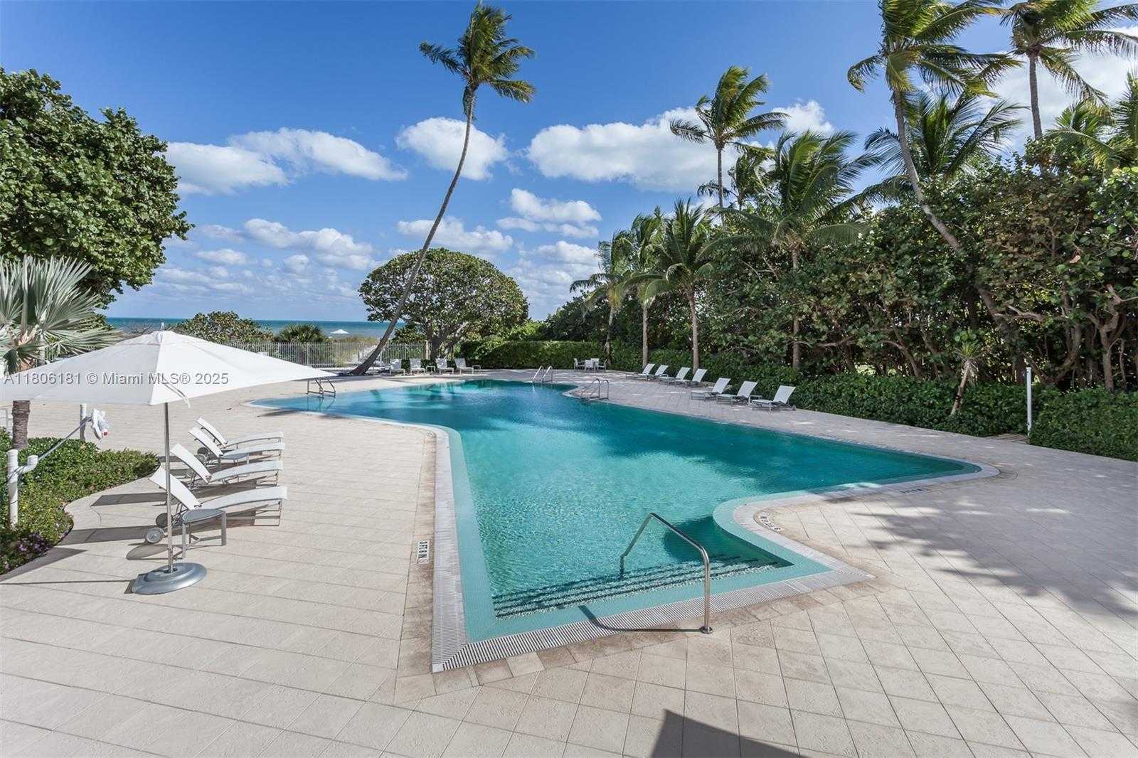 Small Image of 200 OCEAN LANE DR #305, Key Biscayne Number 30