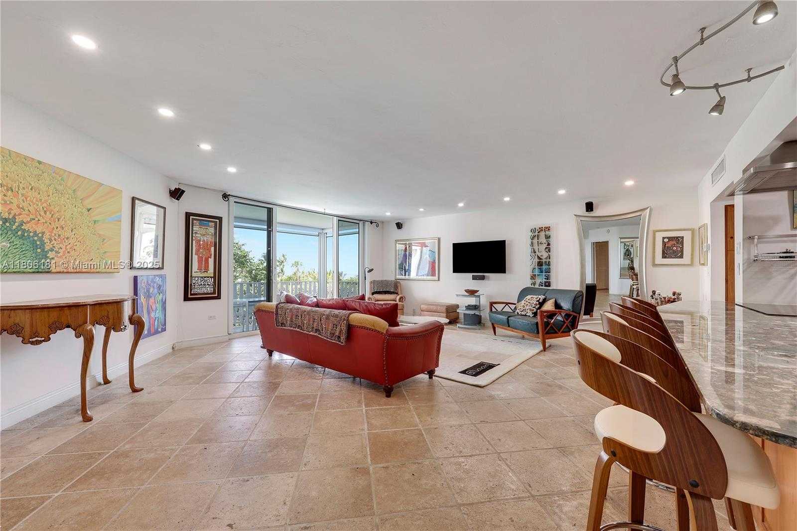 Small Image of 200 OCEAN LANE DR #305, Key Biscayne Number 7