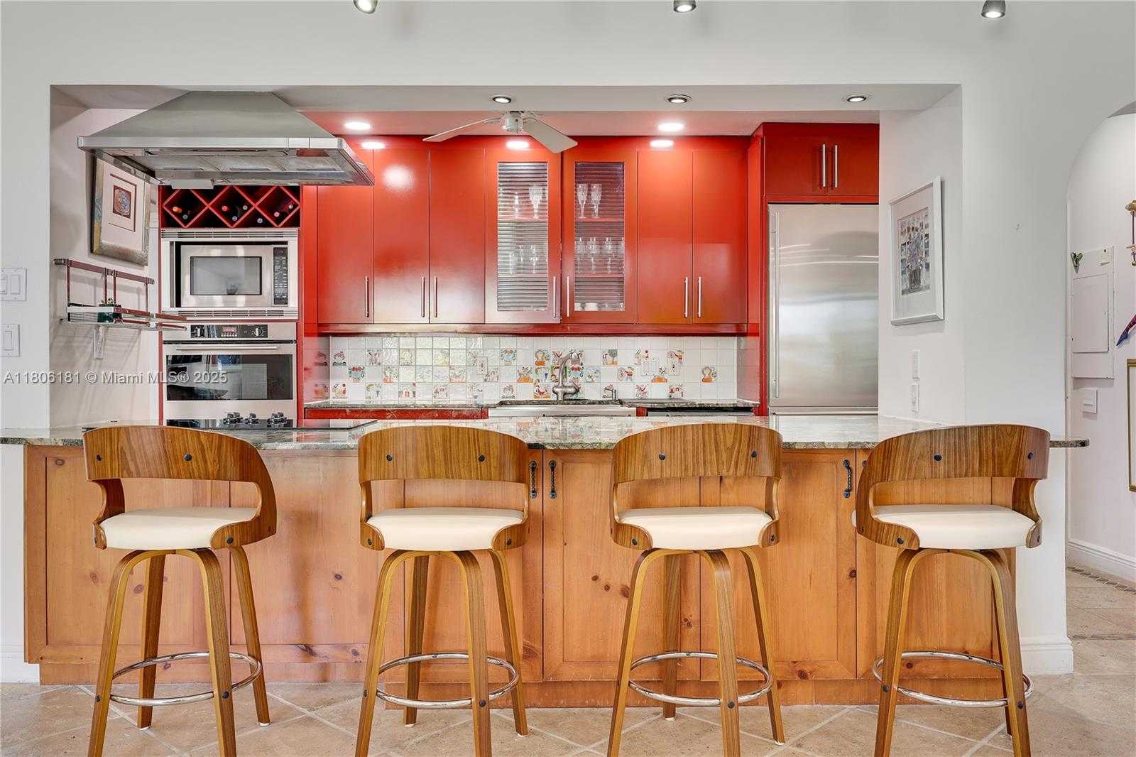 Small Image of 200 OCEAN LANE DR #305, Key Biscayne Number 9