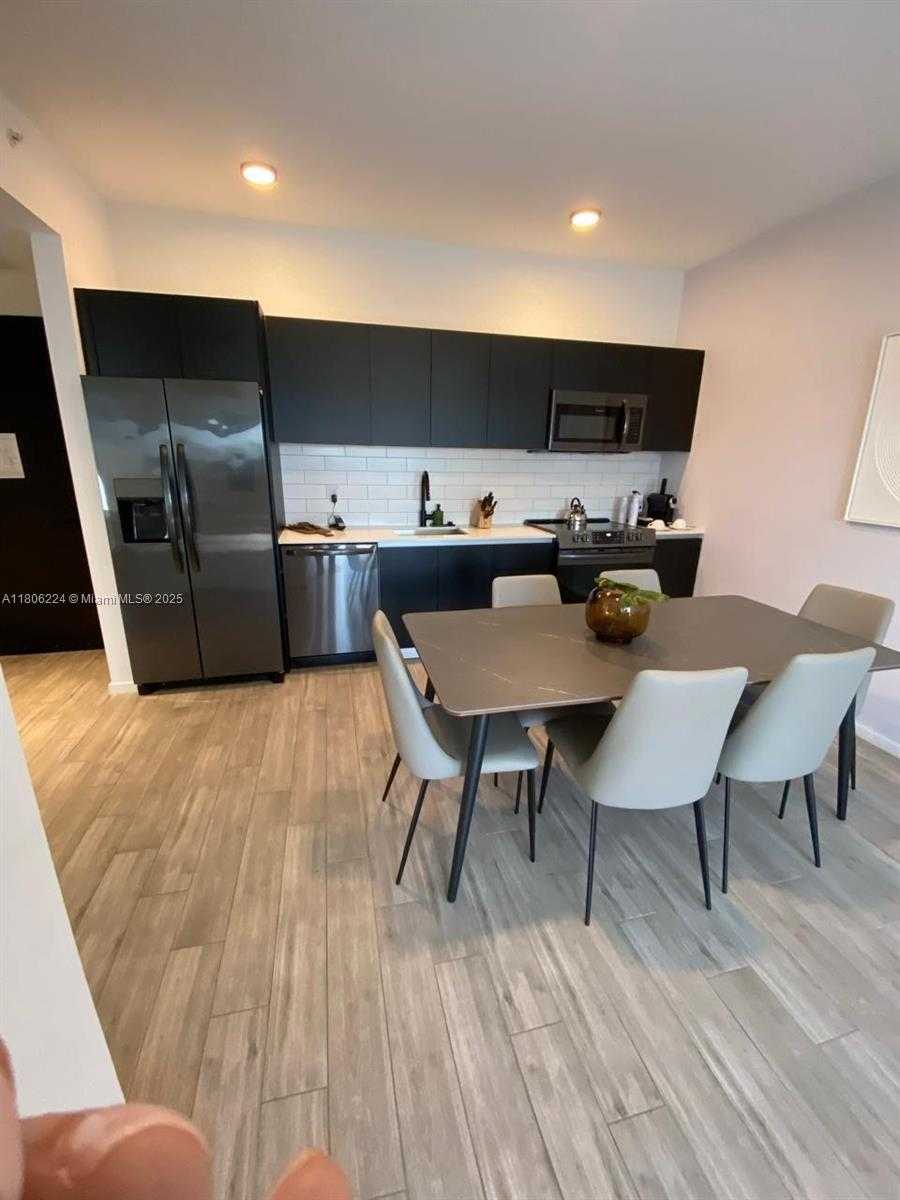 Small Image of 398 NORTH EAST 5TH ST #1619, Miami Number 17
