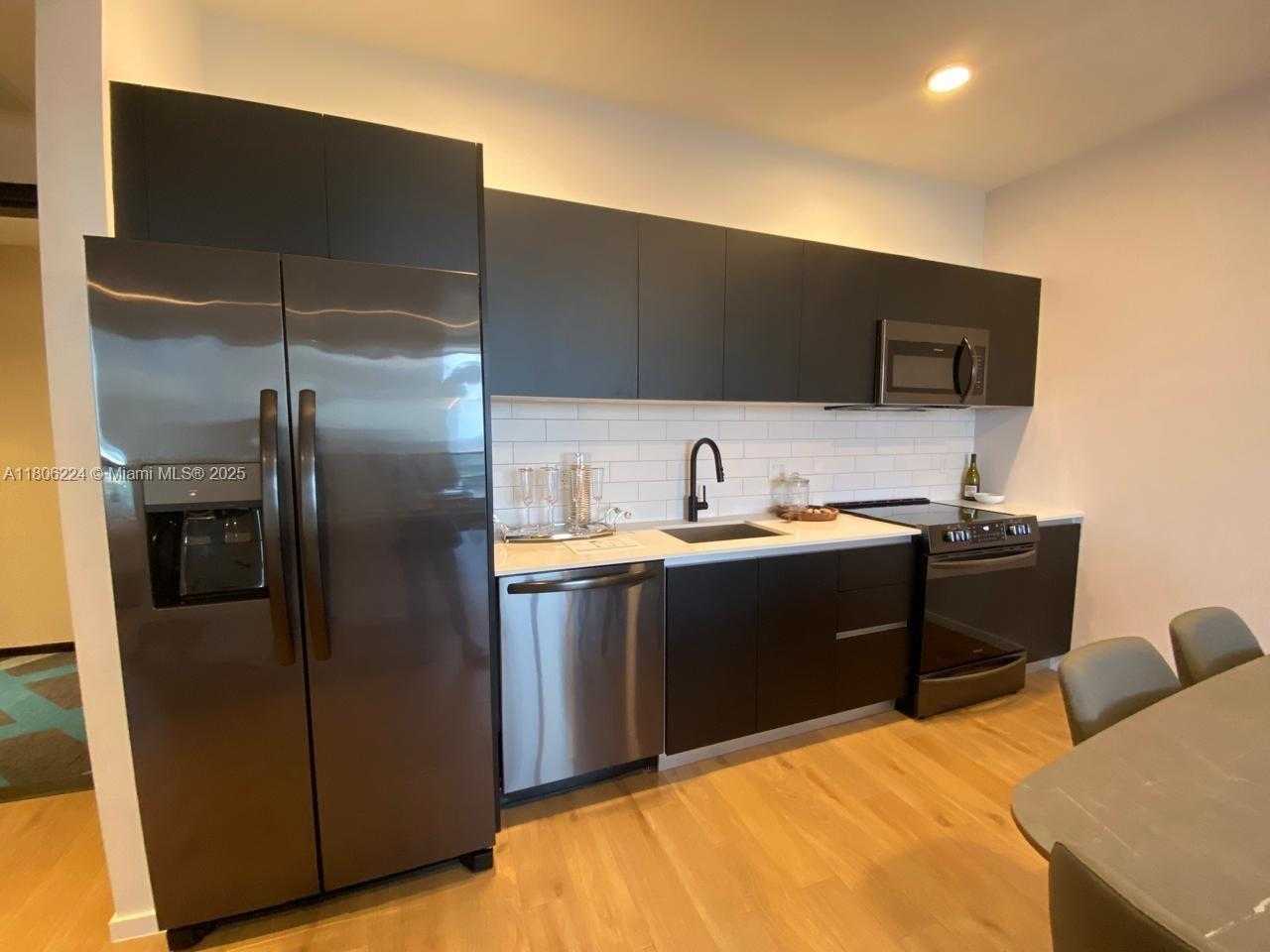 Small Image of 398 NORTH EAST 5TH ST #1619, Miami Number 18