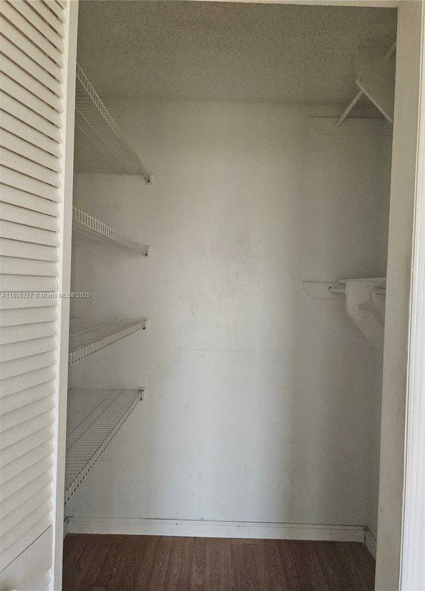 Small Image of 8620 NORTH SHERMAN CIR #202, Miramar Number 21