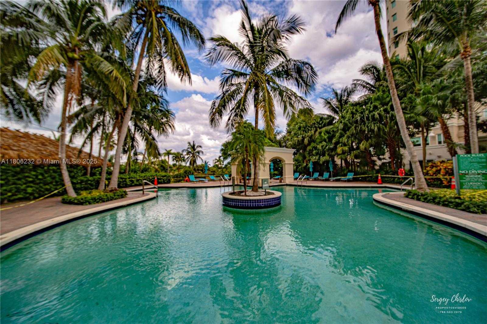 Small Image of 19501 WEST COUNTRY CLUB DR #1909, Aventura Number 19