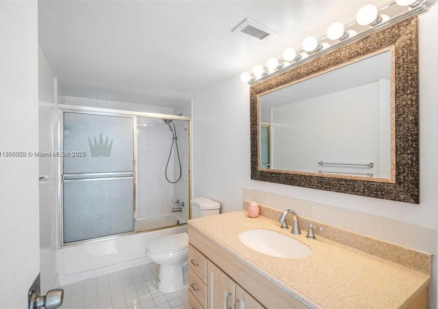 Small Image of 900 BAY DR #211, Miami Beach Number 12