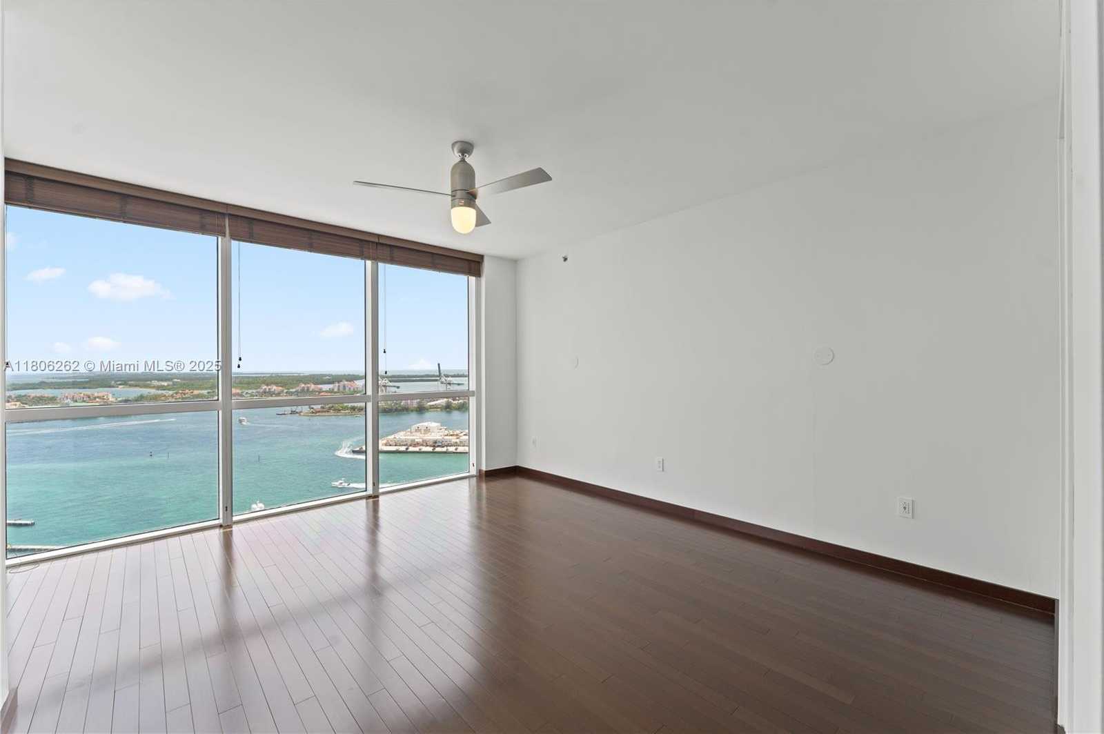 Small Image of 450 Alton Rd, Miami Beach, FL 33139, USA Number 21