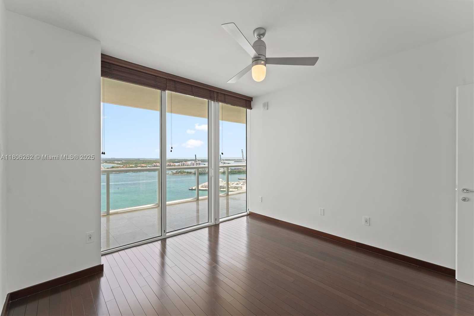 Small Image of 450 Alton Rd, Miami Beach, FL 33139, USA Number 26