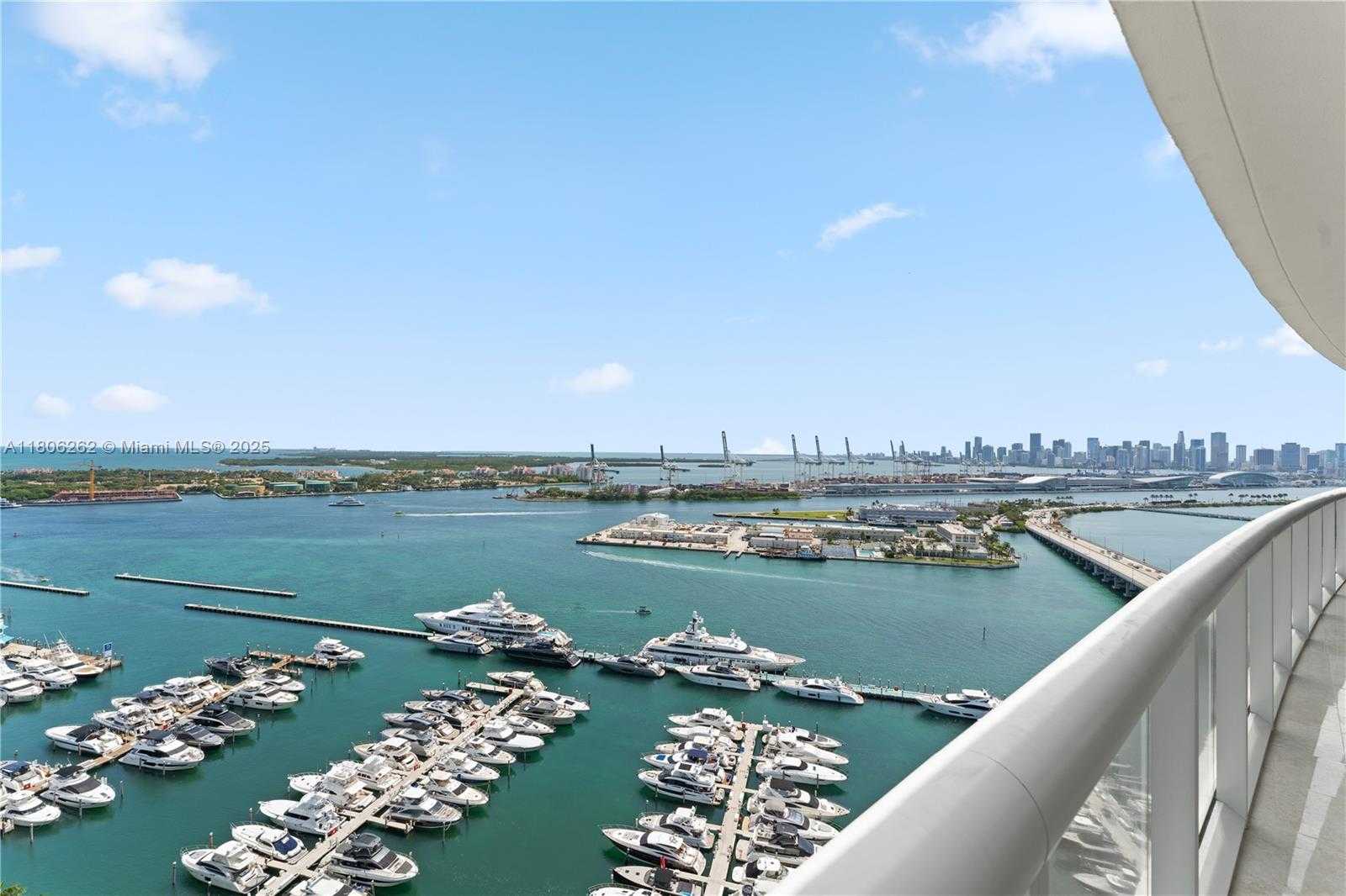 Small Image of 450 Alton Rd, Miami Beach, FL 33139, USA Number 30