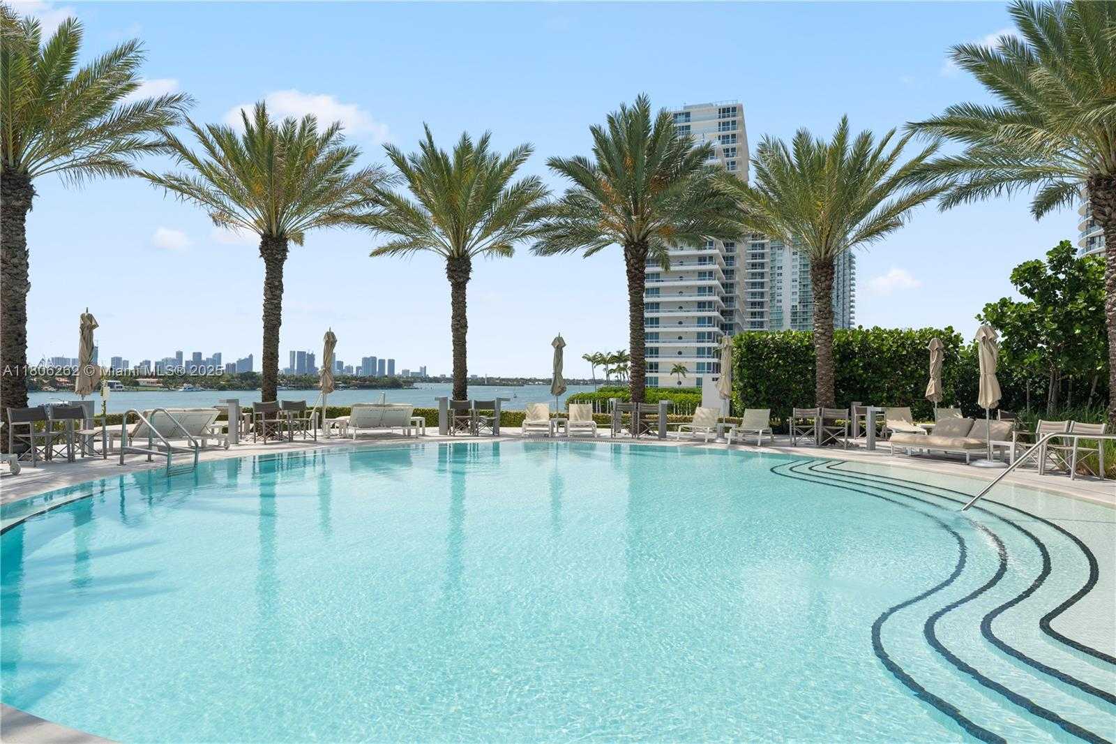 Small Image of 450 Alton Rd, Miami Beach, FL 33139, USA Number 32