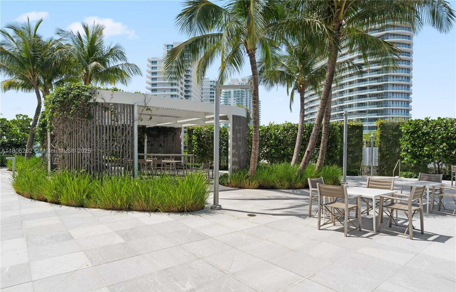 Small Image of 450 Alton Rd, Miami Beach, FL 33139, USA Number 35