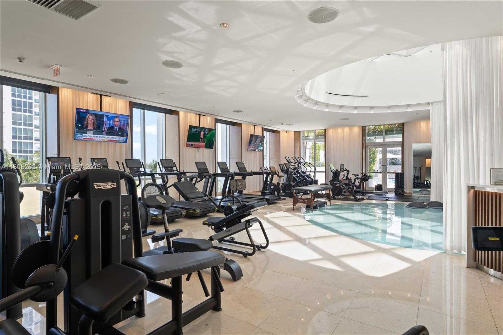 Small Image of 450 Alton Rd, Miami Beach, FL 33139, USA Number 40