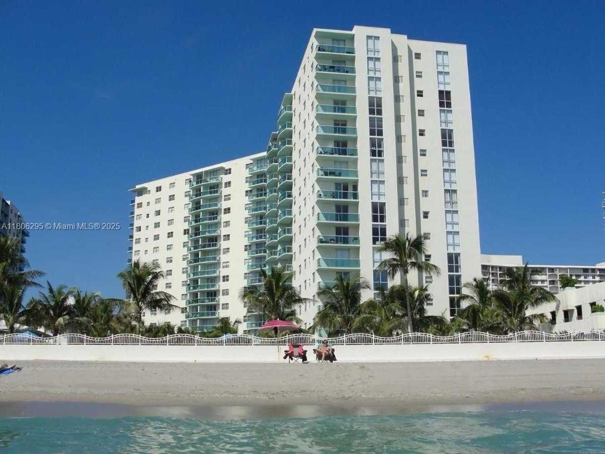 Small Image of 3901 SOUTH OCEAN DR #1B, Hollywood Number 13