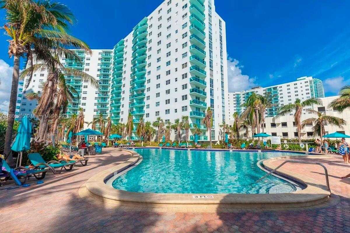Small Image of 3901 SOUTH OCEAN DR #1B, Hollywood Number 17