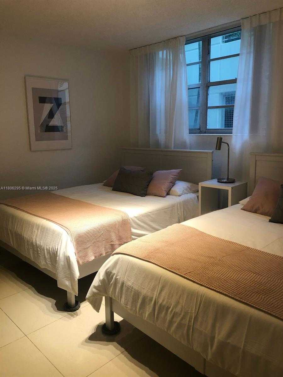 Small Image of 3901 SOUTH OCEAN DR #1B, Hollywood Number 9