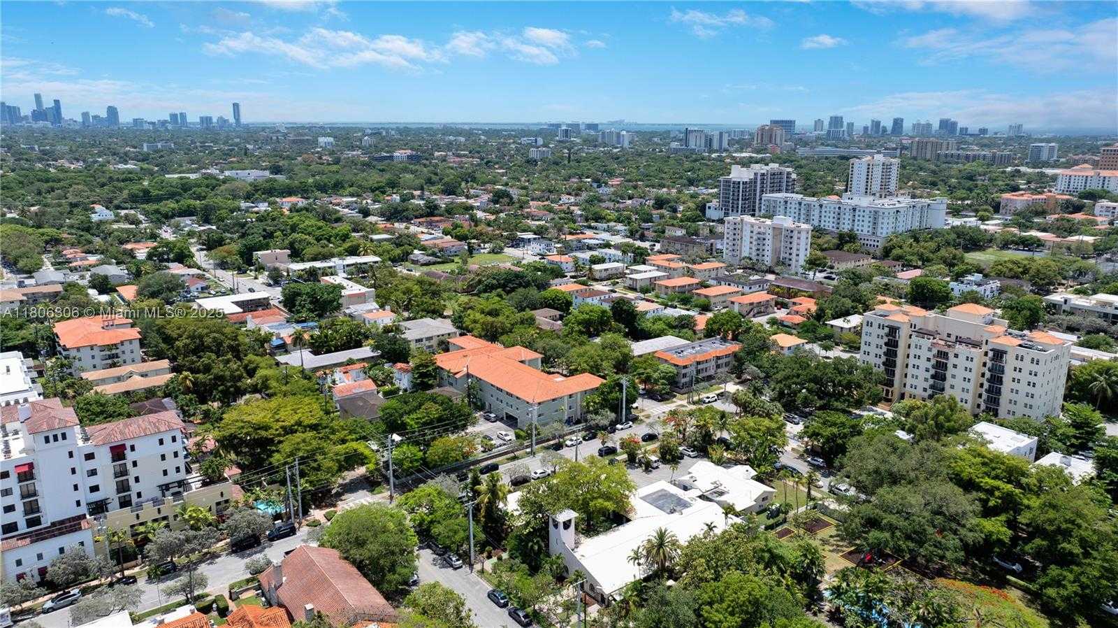 Small Image of 45 ANTILLA AVE #1G, Coral Gables Number 20