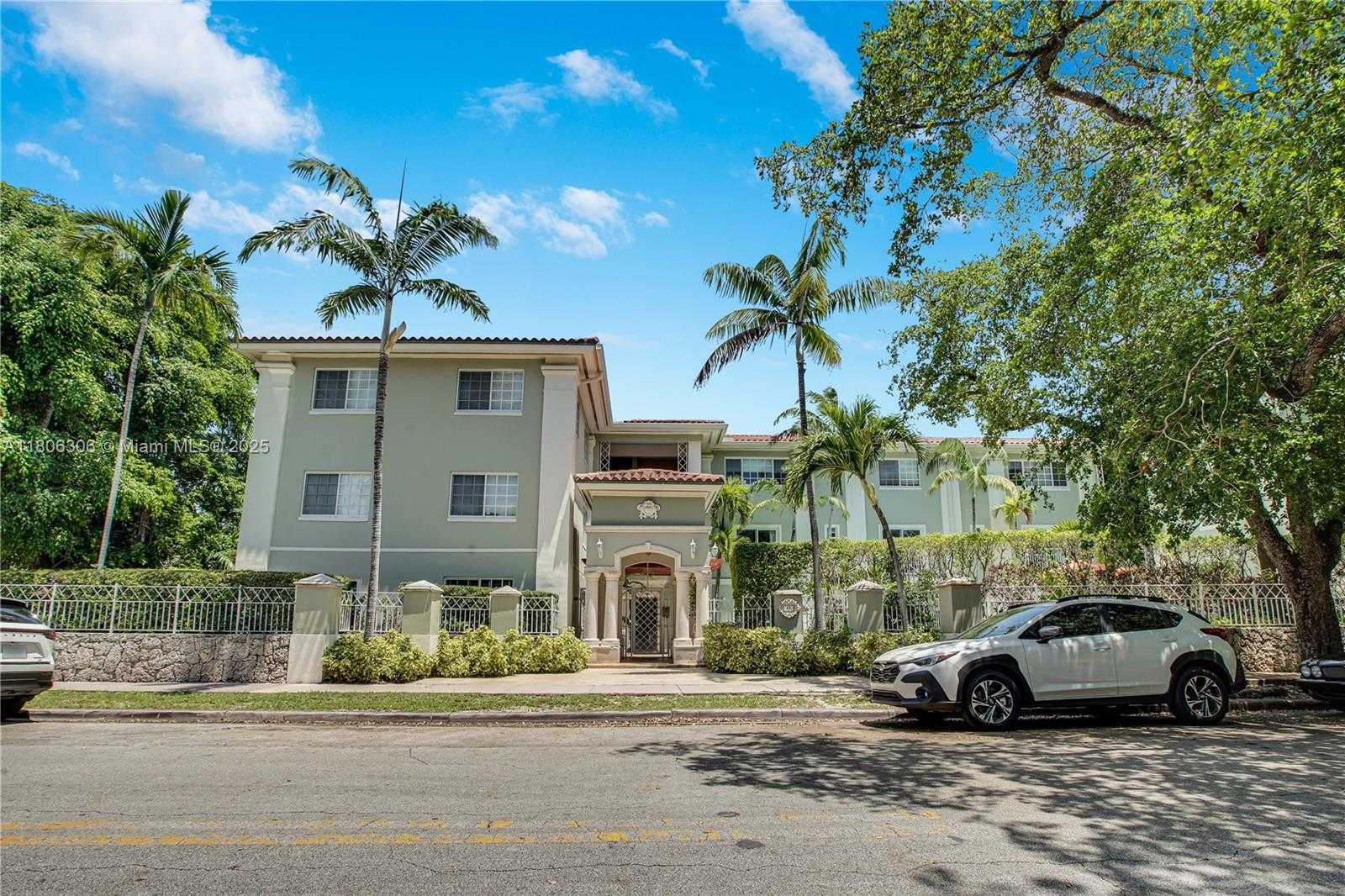 Small Image of 45 ANTILLA AVE #1G, Coral Gables Number 22