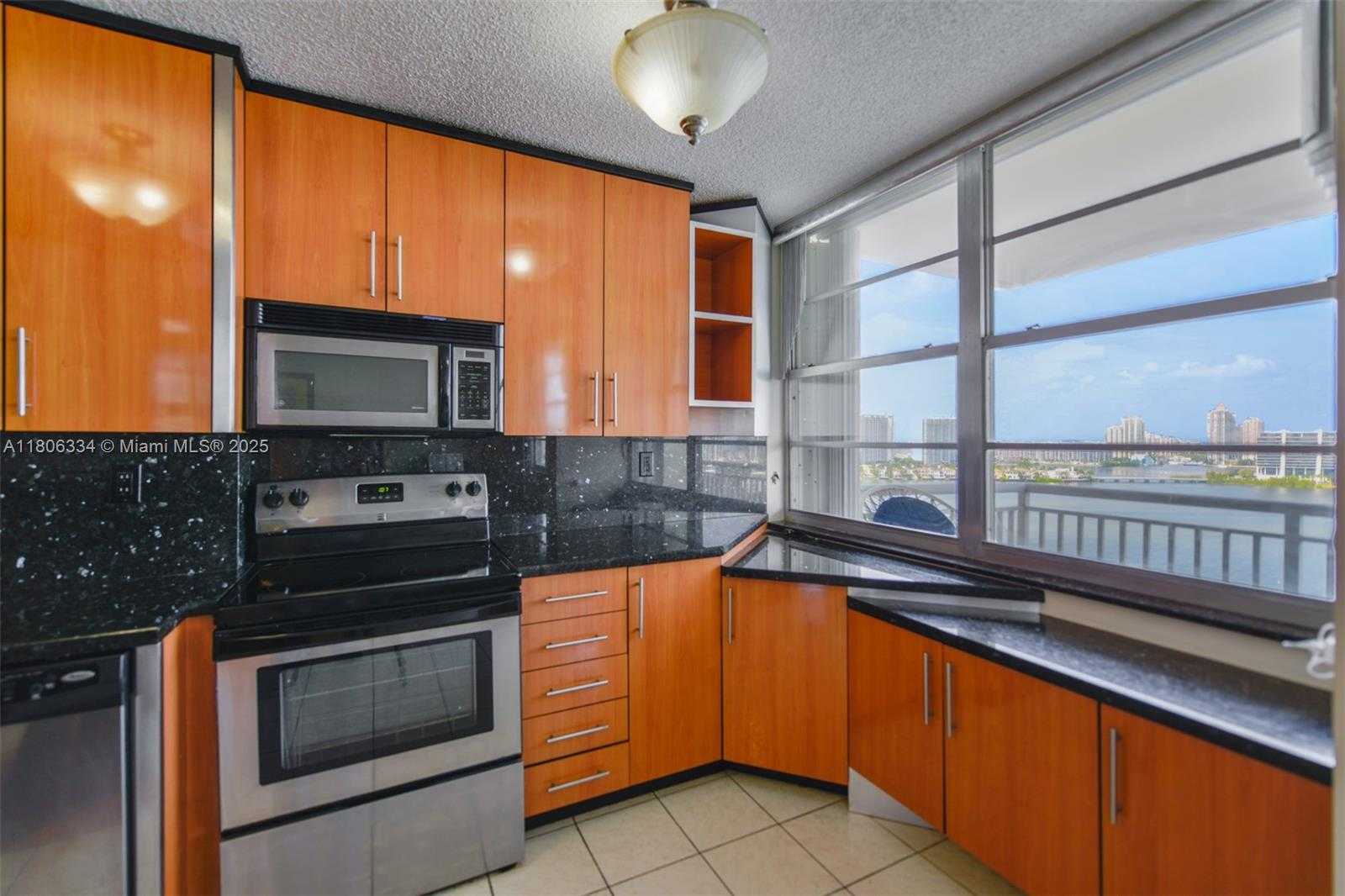 Small Image of 251 174TH ST #1902, Sunny Isles Beach Number 10