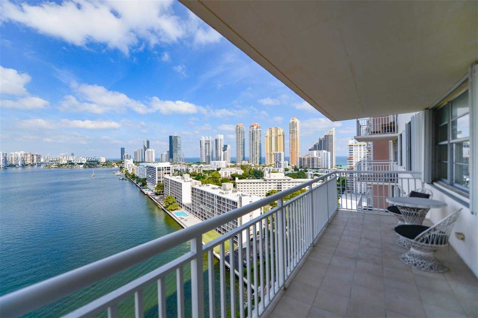 Small Image of 251 174TH ST #1902, Sunny Isles Beach Number 4