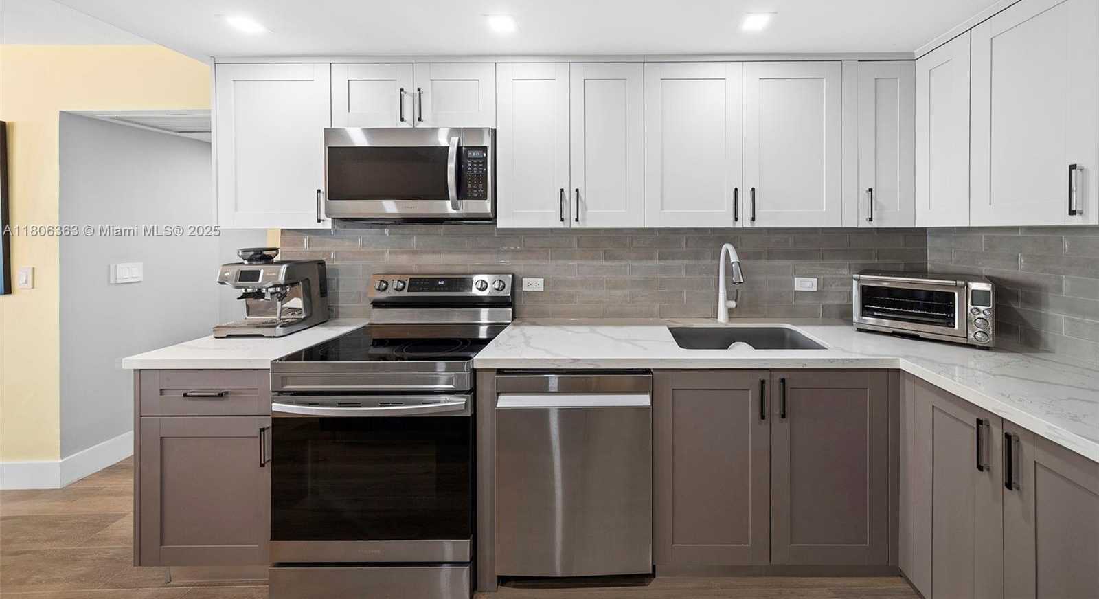 Small Image of 20515 EAST COUNTRY CLUB DR #1248, Aventura Number 10