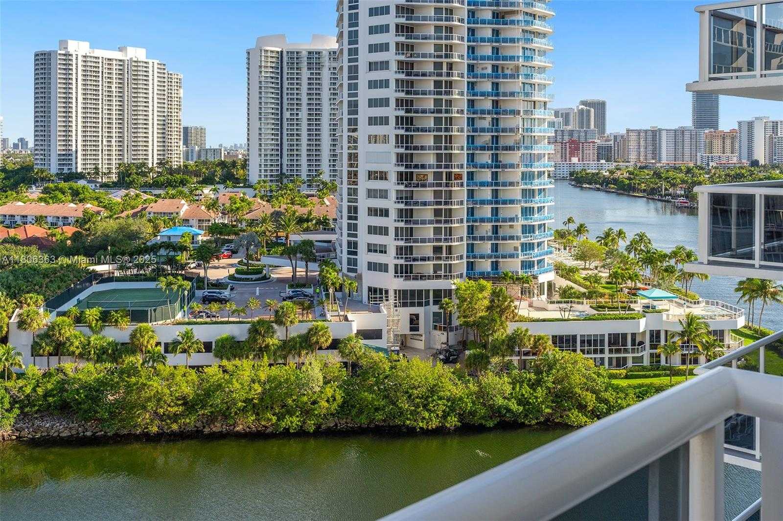Small Image of 20515 EAST COUNTRY CLUB DR #1248, Aventura Number 18