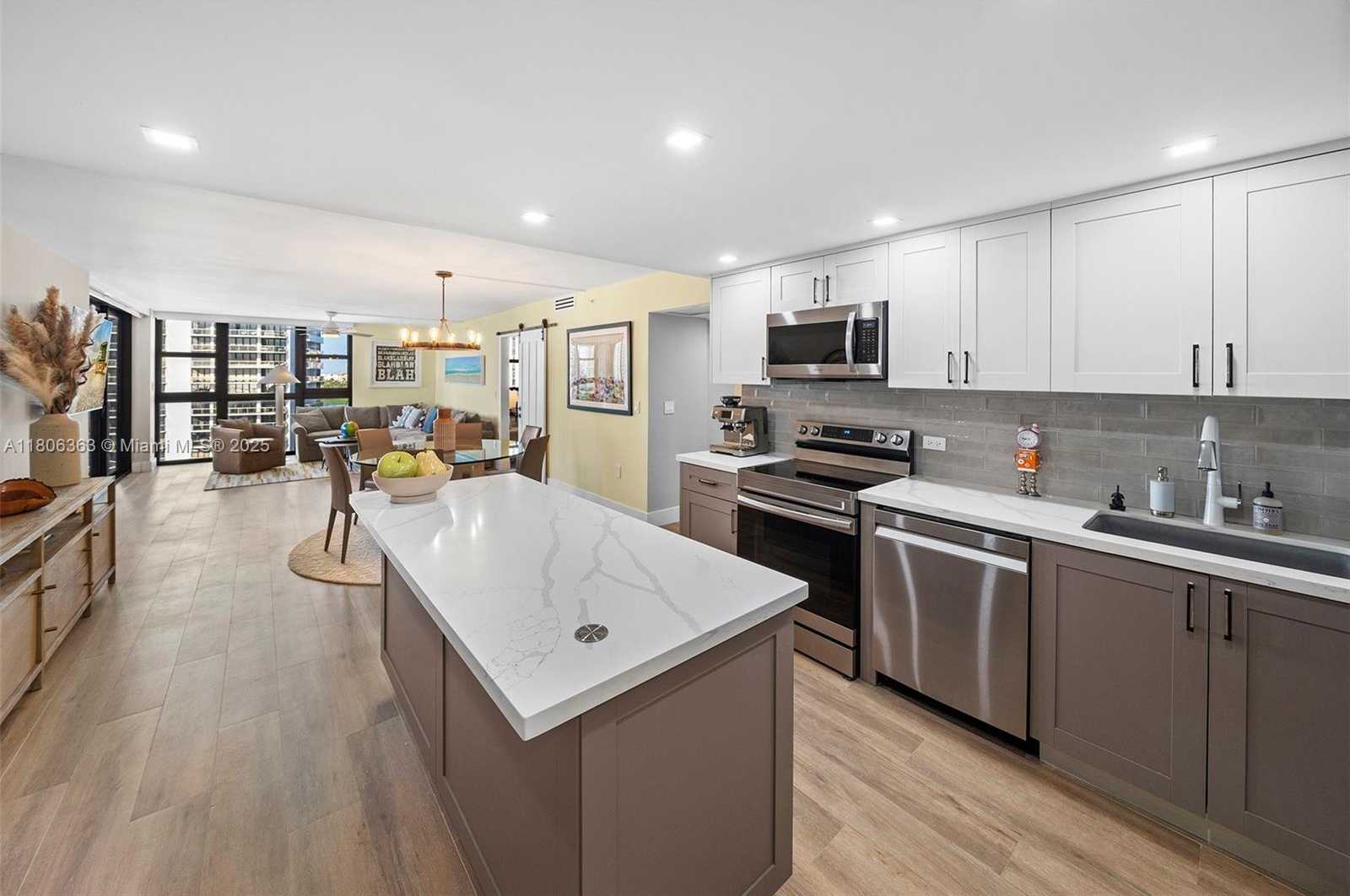 Small Image of 20515 EAST COUNTRY CLUB DR #1248, Aventura Number 9
