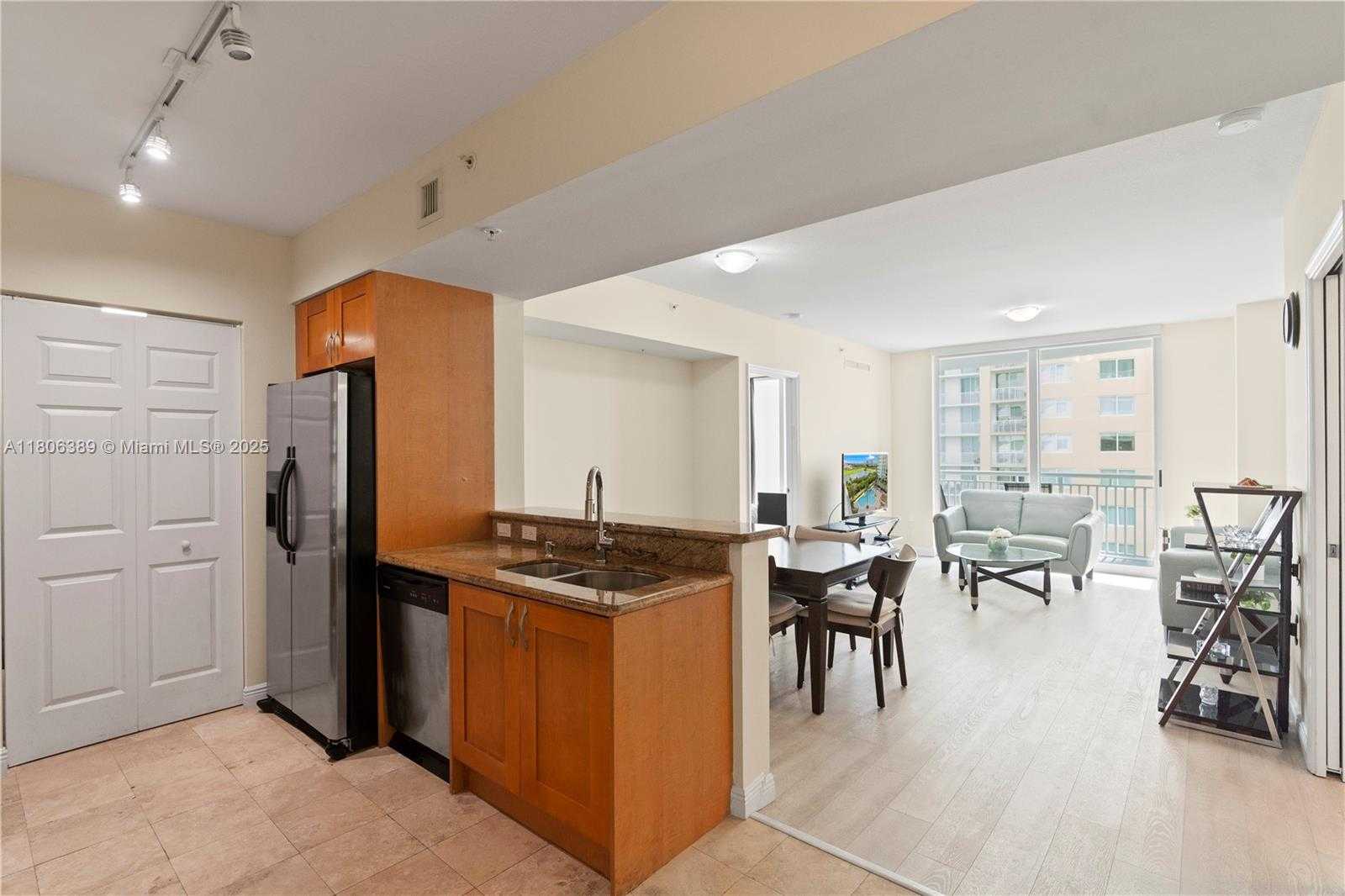 Small Image of 1745 EAST HALLANDALE BEACH BLVD #705W, Hallandale Beach Number 7