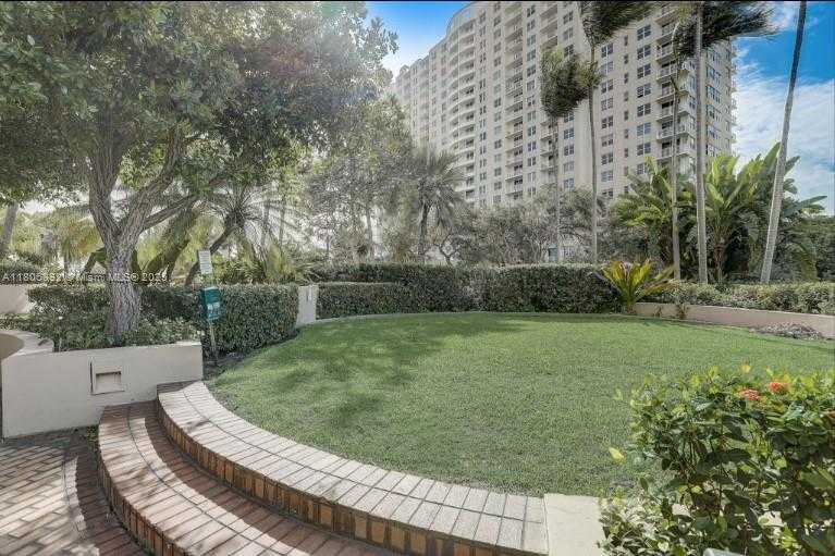 Small Image of 520 BRICKELL KEY DR #A604, Miami Number 58