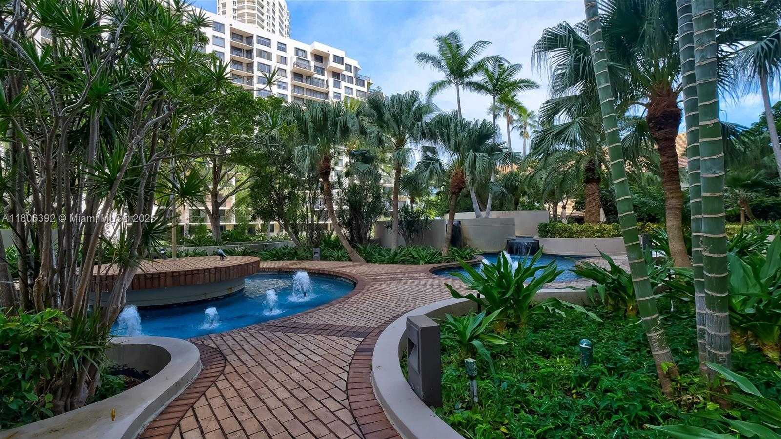 Small Image of 520 BRICKELL KEY DR #A604, Miami Number 59