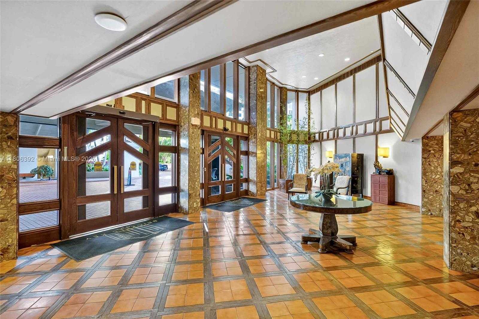 Small Image of 520 BRICKELL KEY DR #A604, Miami Number 63