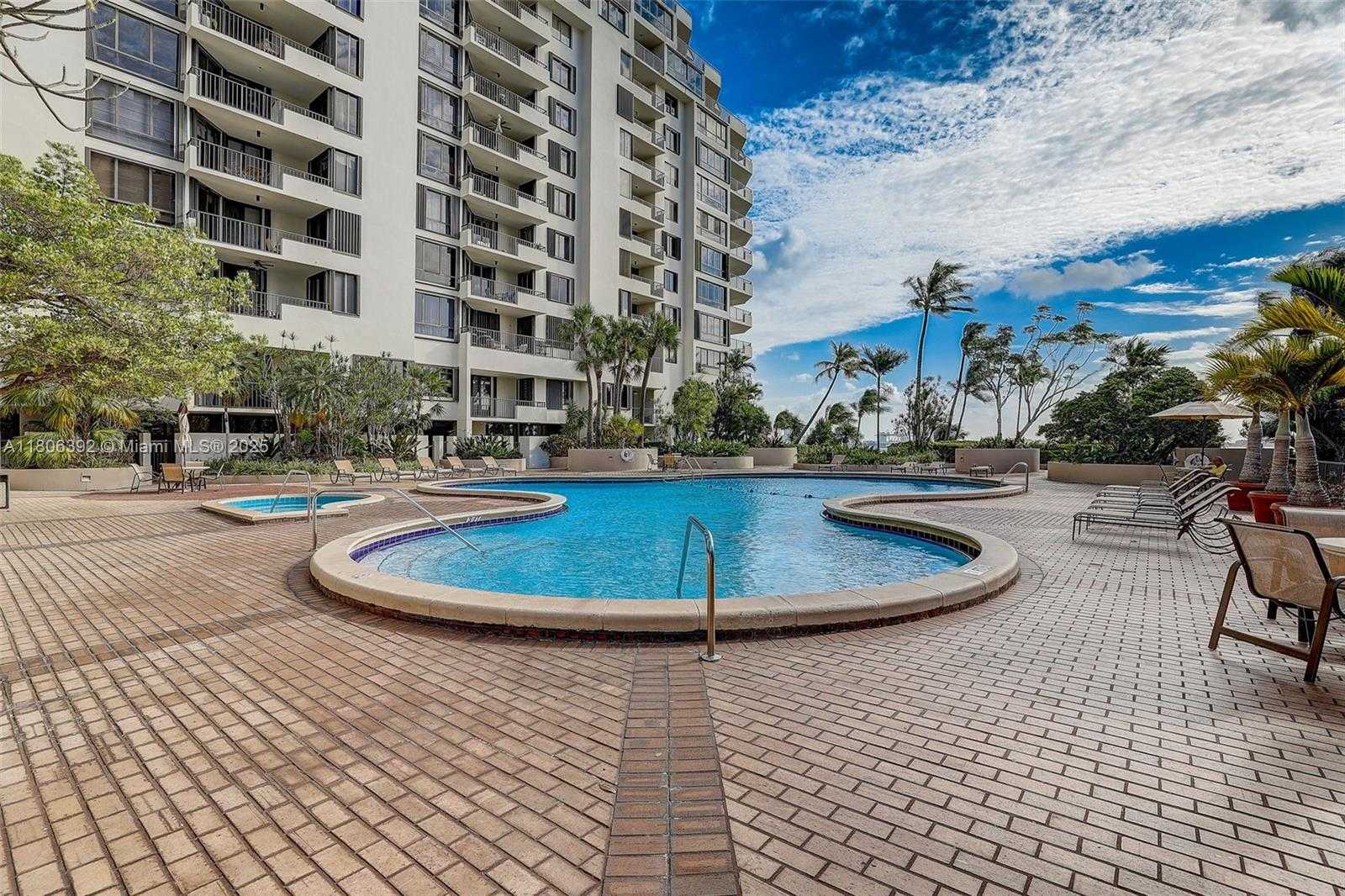 Small Image of 520 BRICKELL KEY DR #A604, Miami Number 9