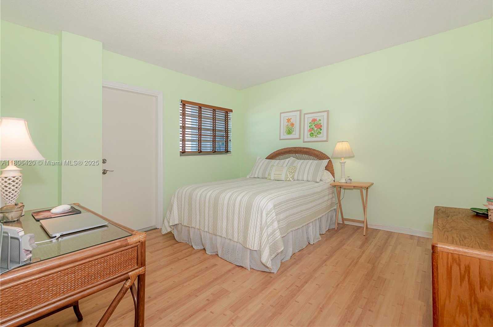 Small Image of 3051 NORTH EAST 48TH ST #604, Fort Lauderdale Number 25