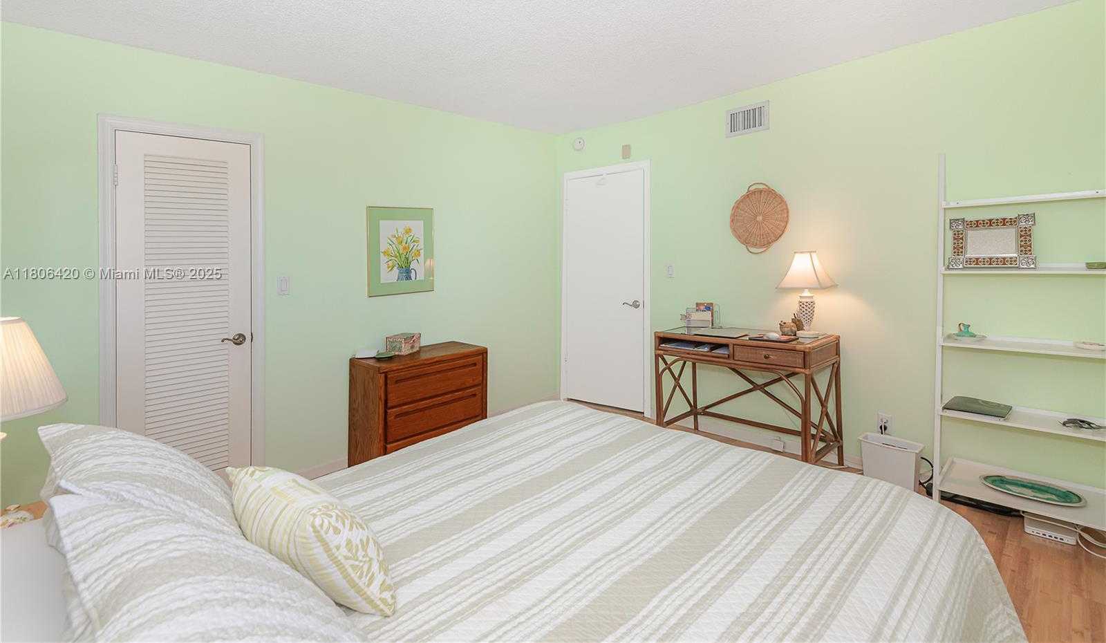 Small Image of 3051 NORTH EAST 48TH ST #604, Fort Lauderdale Number 27