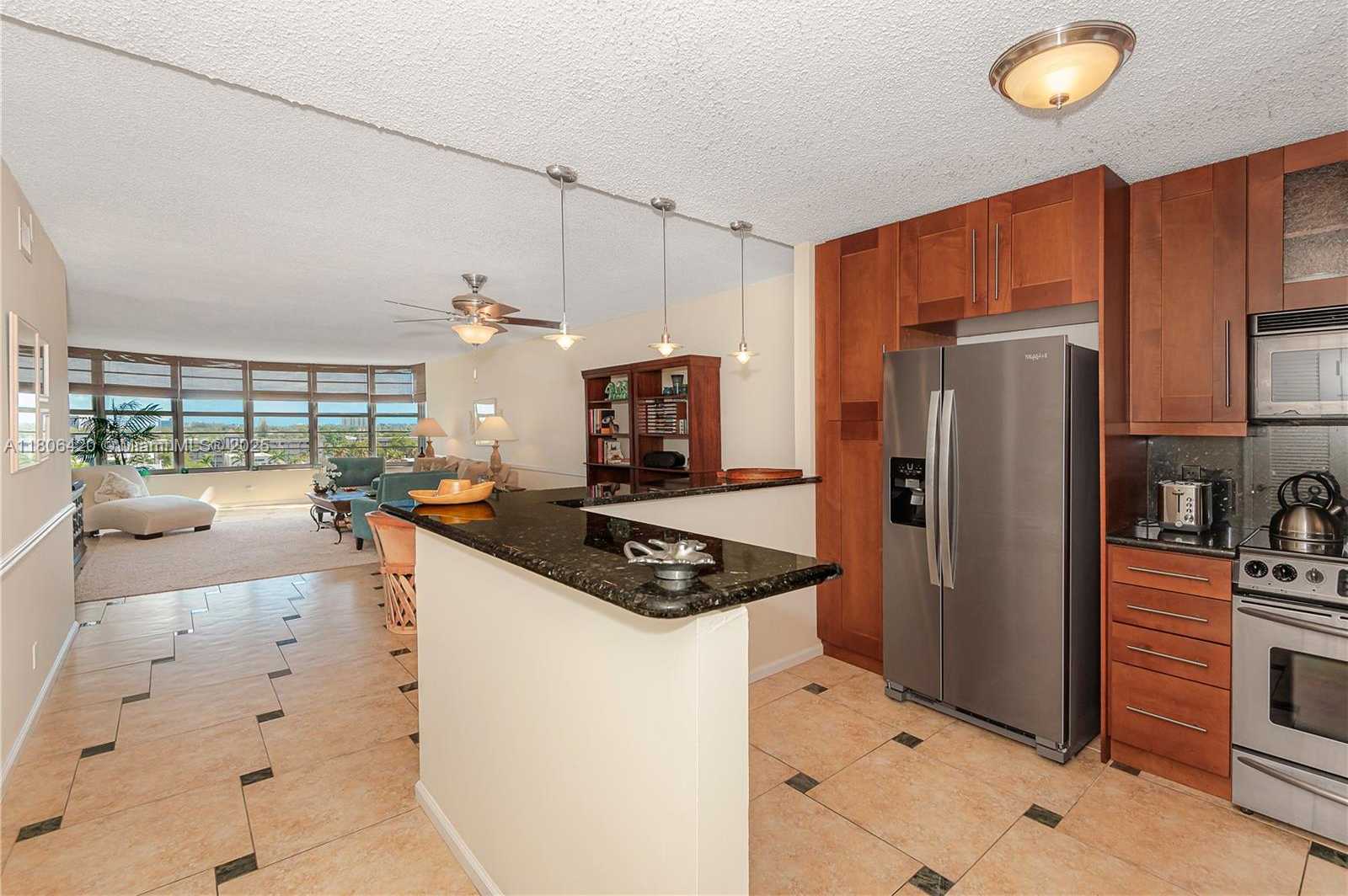 Small Image of 3051 NORTH EAST 48TH ST #604, Fort Lauderdale Number 9