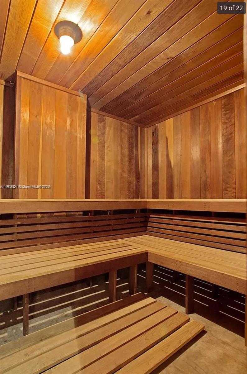Small Image of 1621 COLLINS AVE #505, Miami Beach Number 19