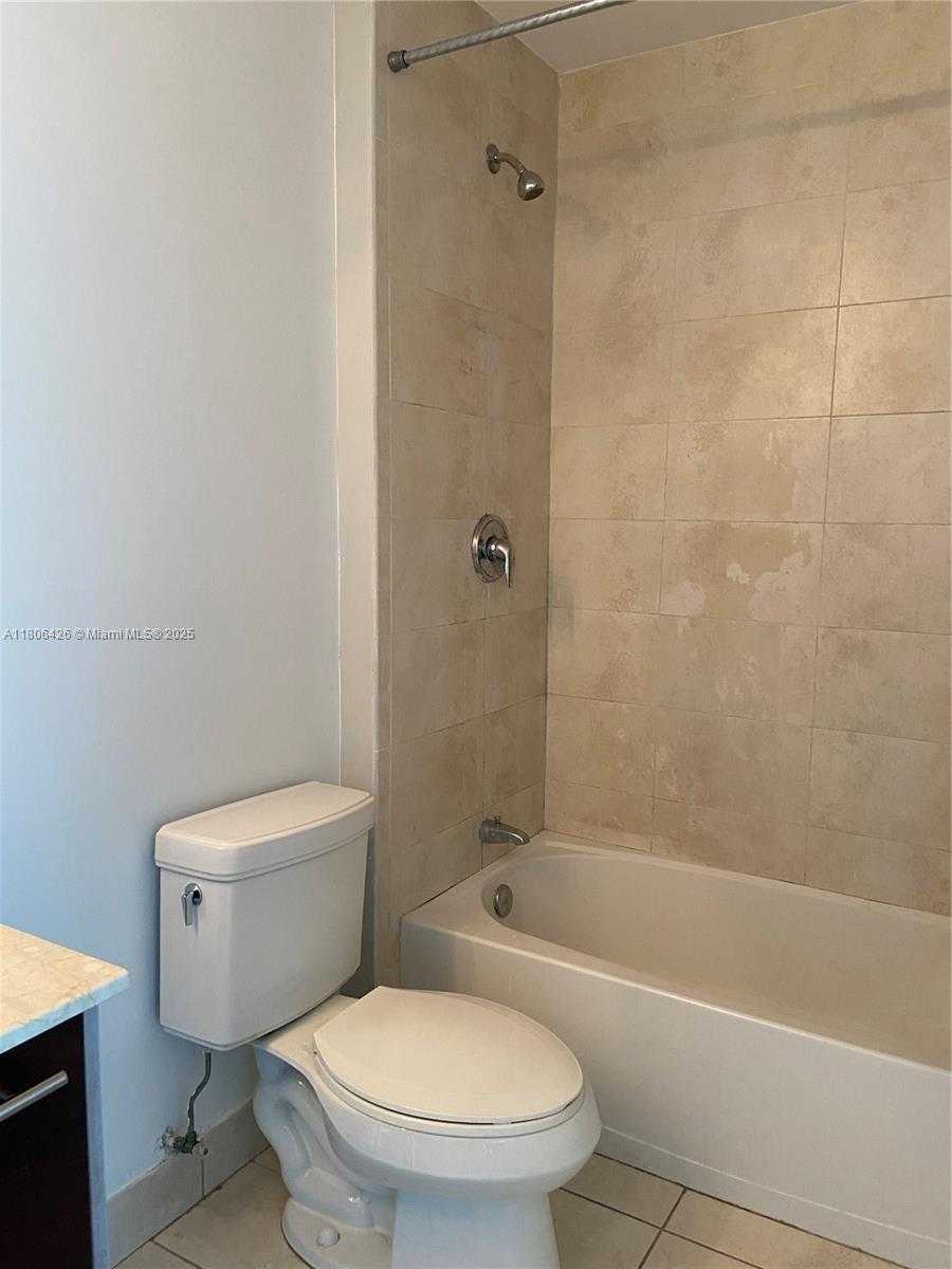 Small Image of 1900 NORTH BAYSHORE DR #4708, Miami Number 19