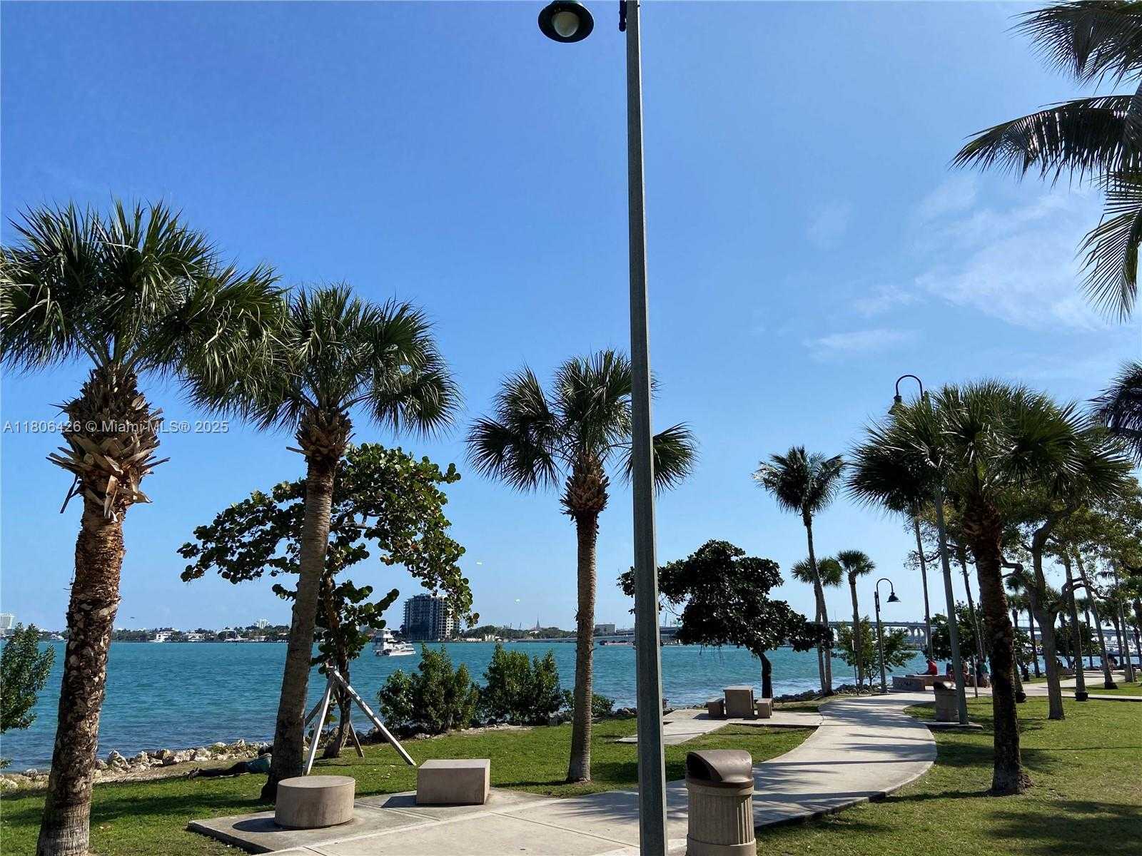 Small Image of 1900 NORTH BAYSHORE DR #4708, Miami Number 21