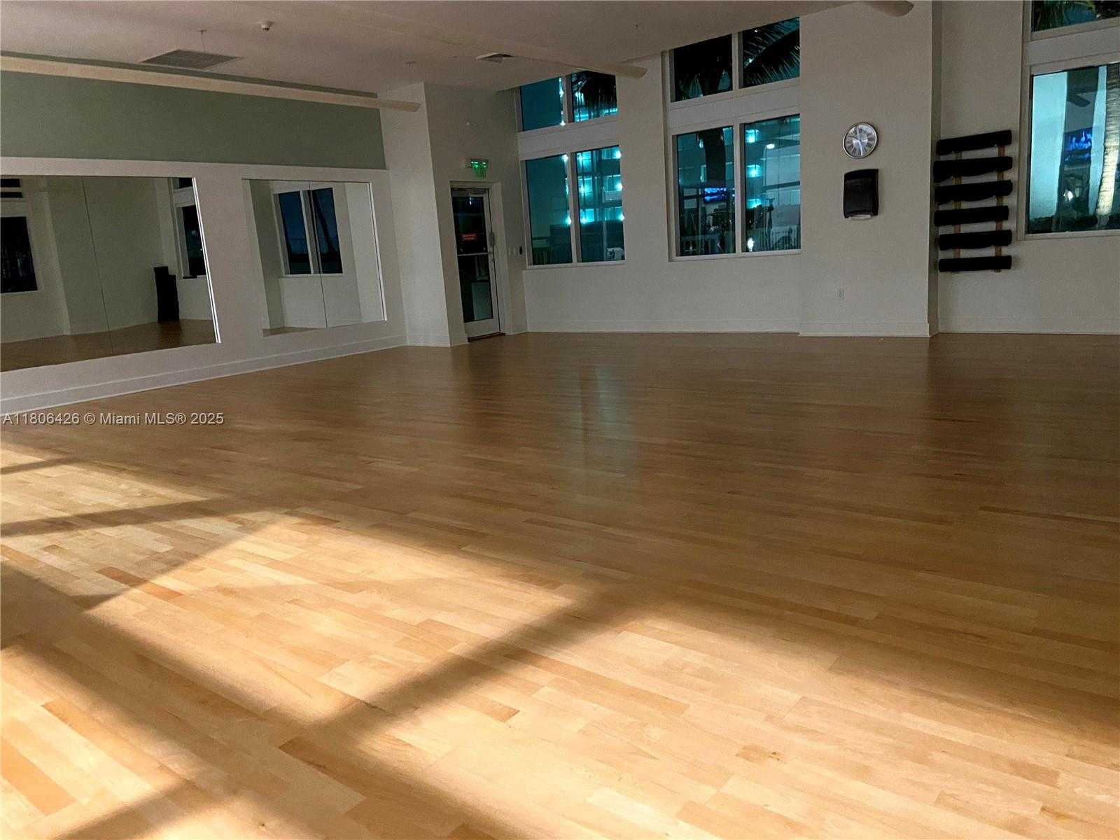 Small Image of 1900 NORTH BAYSHORE DR #4708, Miami Number 27