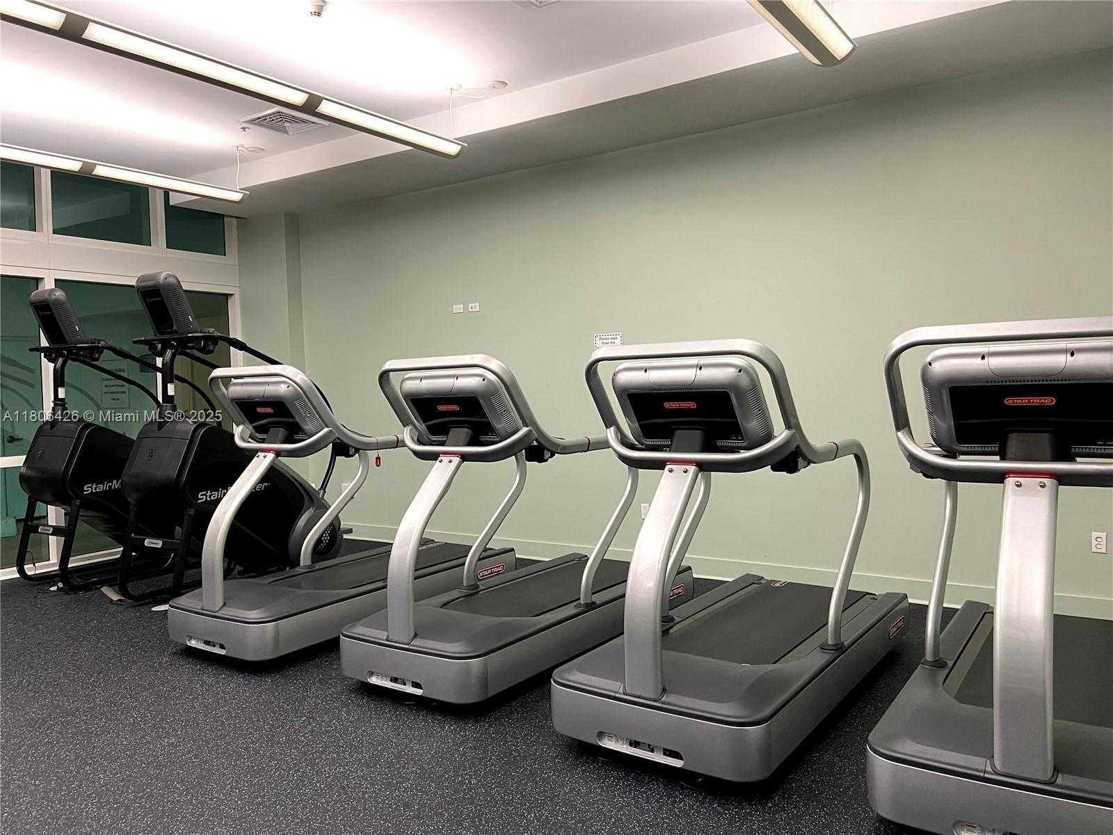 Small Image of 1900 NORTH BAYSHORE DR #4708, Miami Number 29