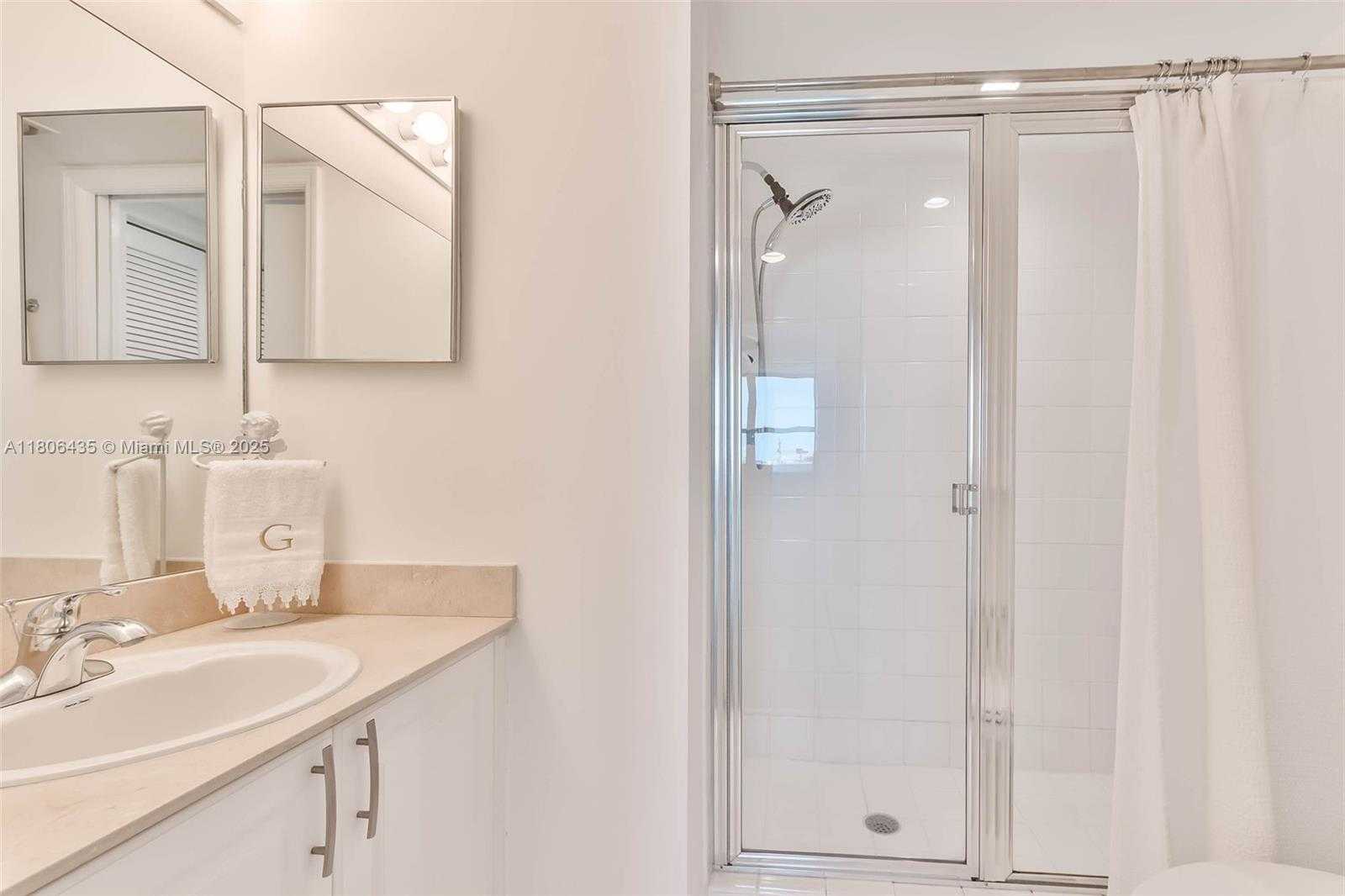 Small Image of 90 ALTON RD #1209, Miami Beach Number 18