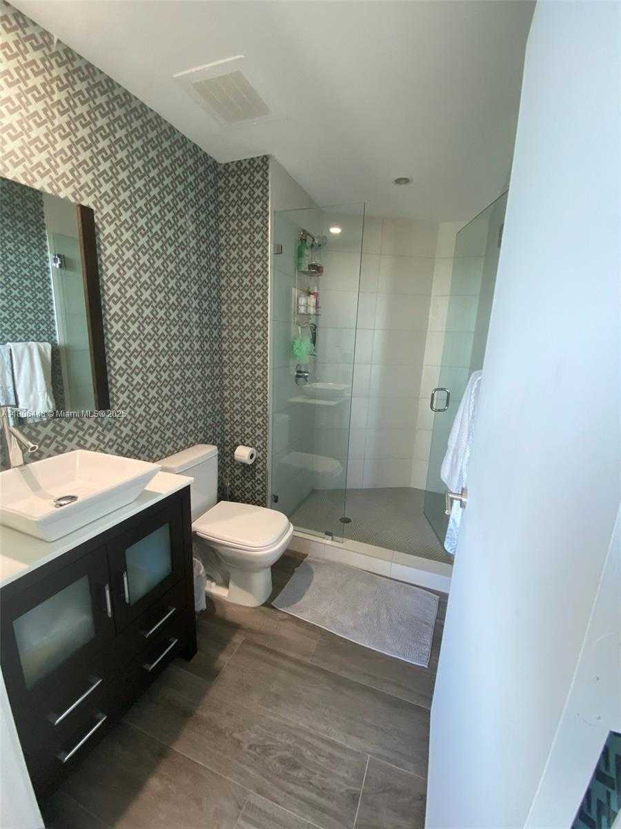 Small Image of 2900 NORTH EAST 7TH AVE #2102, Miami Number 36