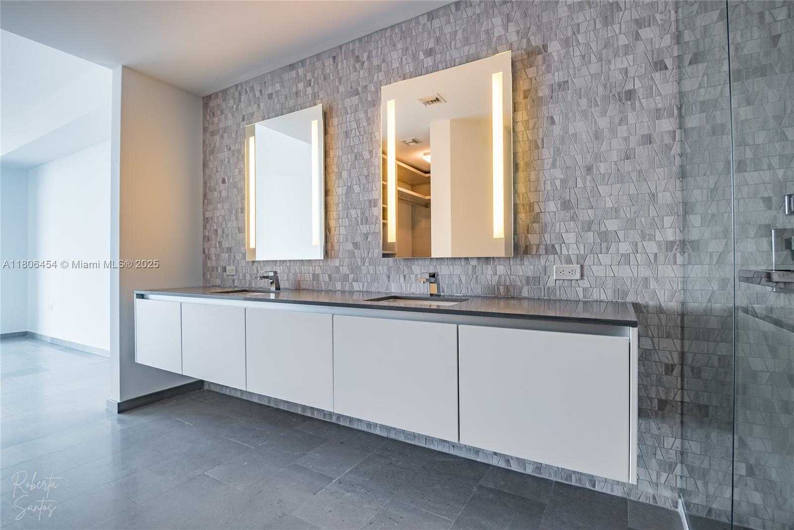 Small Image of 88 SOUTH WEST 7TH ST #2504, Miami Number 21