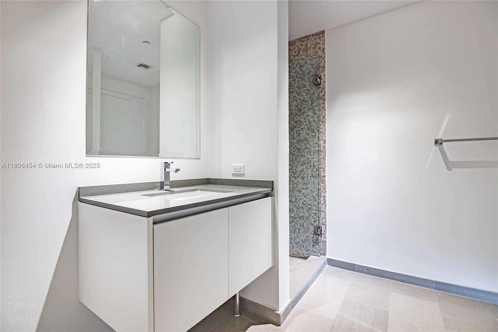 Small Image of 88 SOUTH WEST 7TH ST #2504, Miami Number 23
