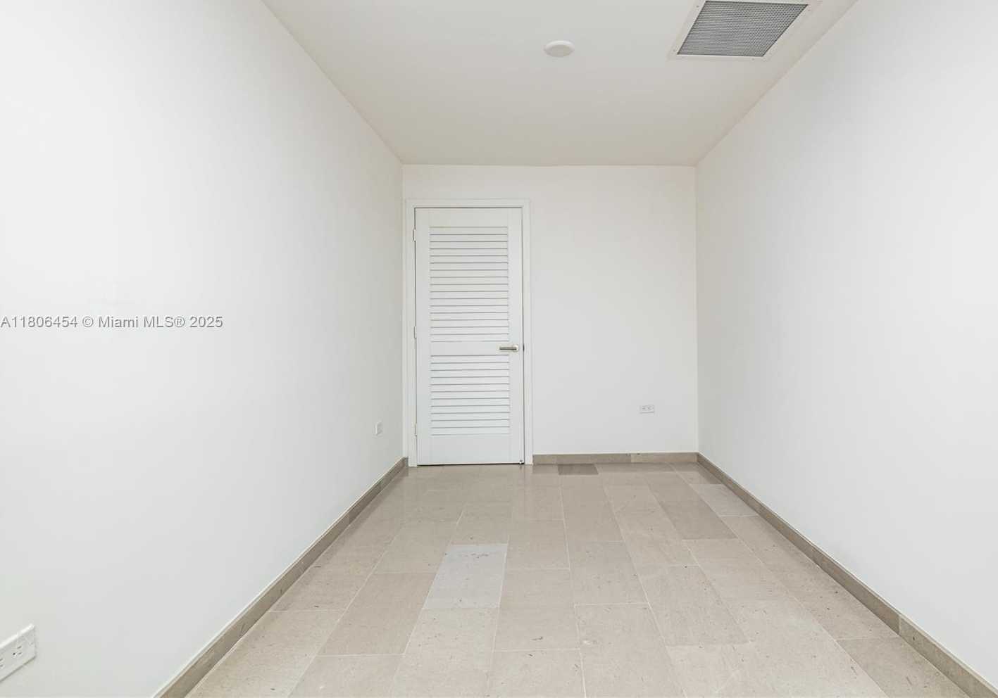 Small Image of 88 SOUTH WEST 7TH ST #2504, Miami Number 28