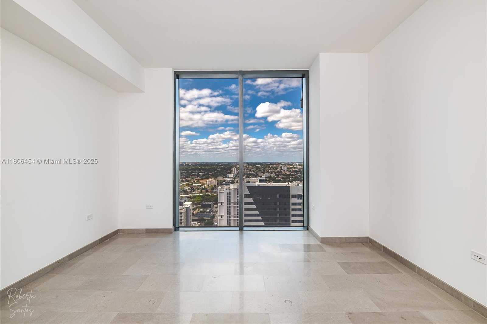 Small Image of 88 SOUTH WEST 7TH ST #2504, Miami Number 29