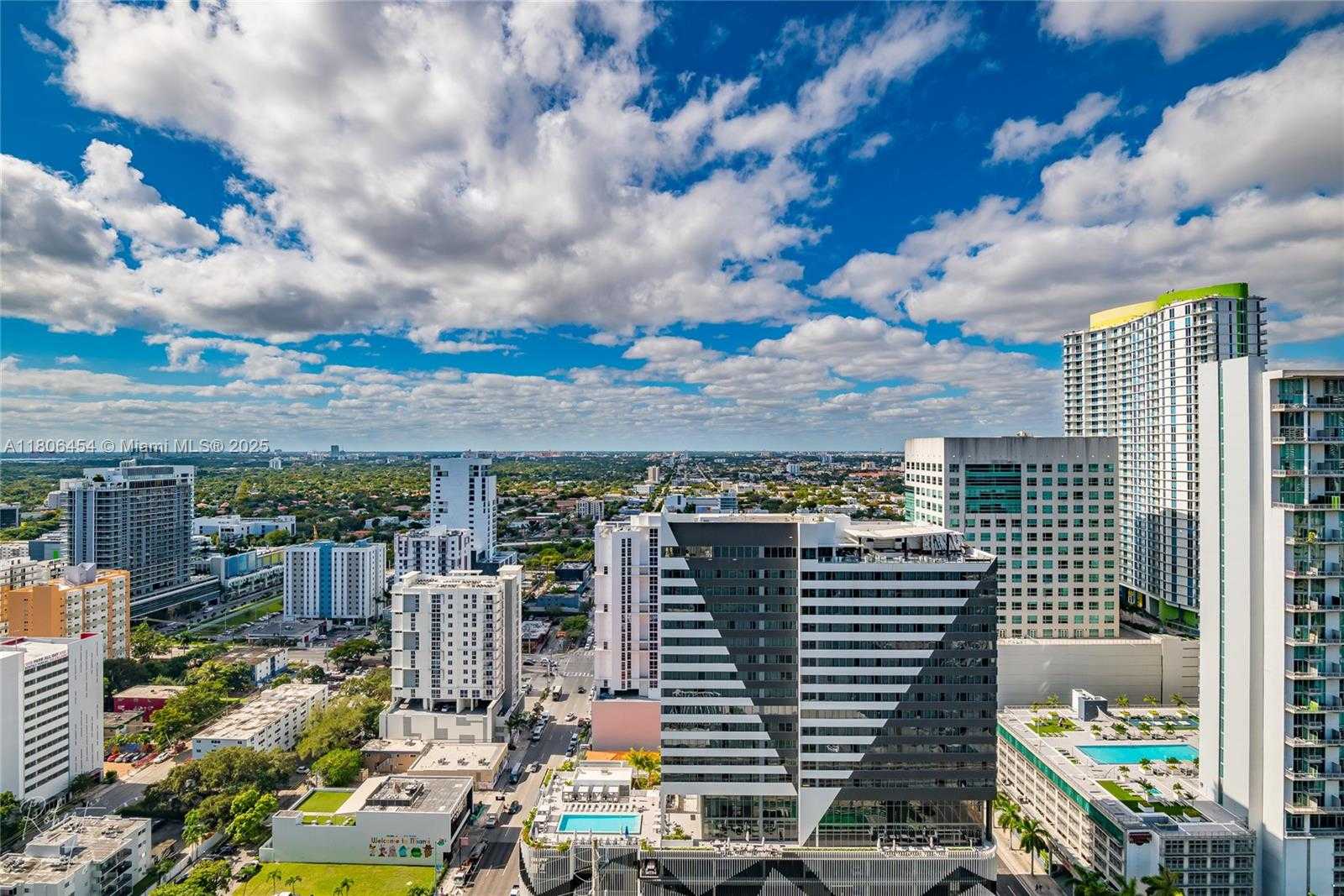 Small Image of 88 SOUTH WEST 7TH ST #2504, Miami Number 3