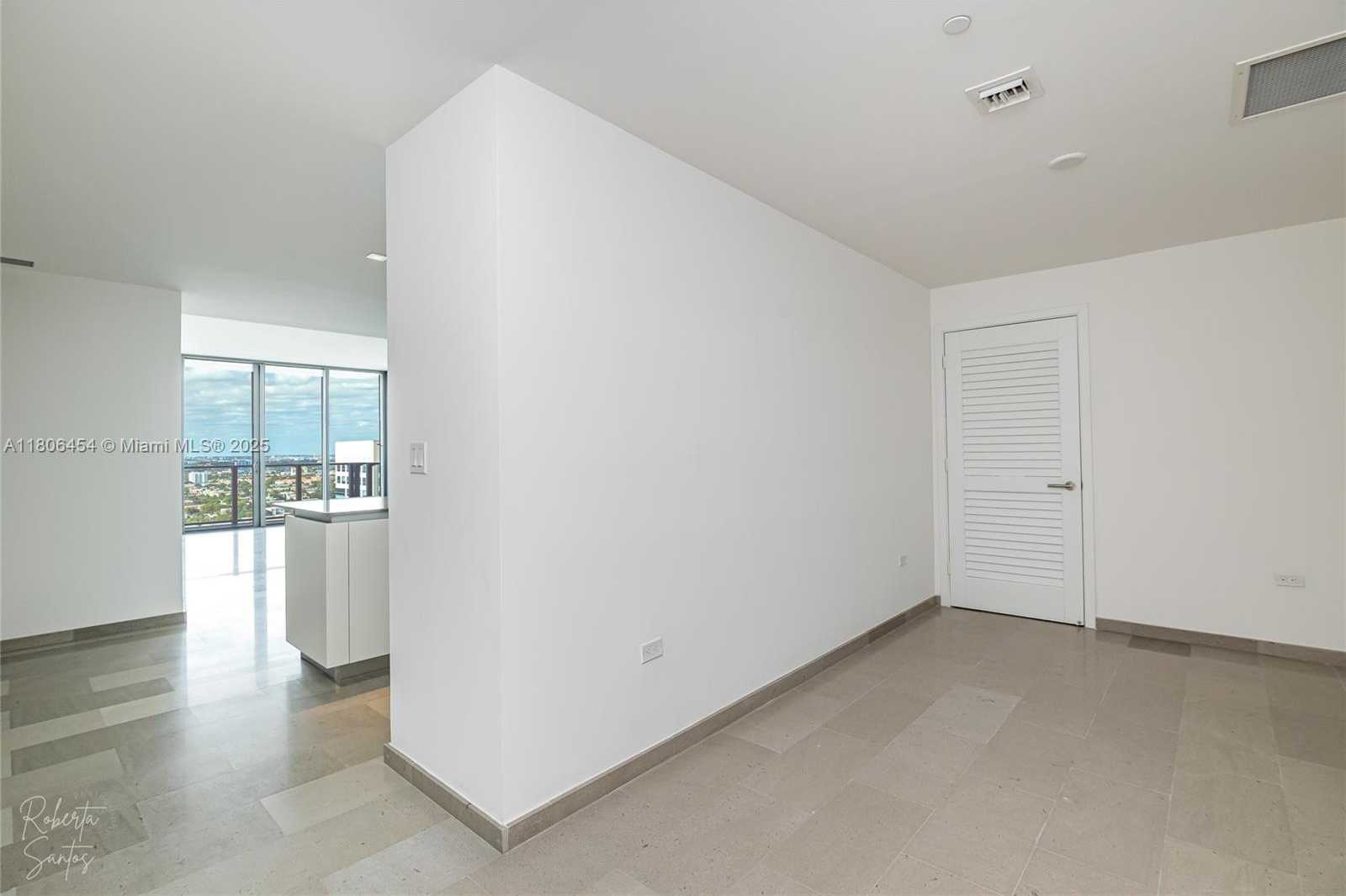 Small Image of 88 SOUTH WEST 7TH ST #2504, Miami Number 32