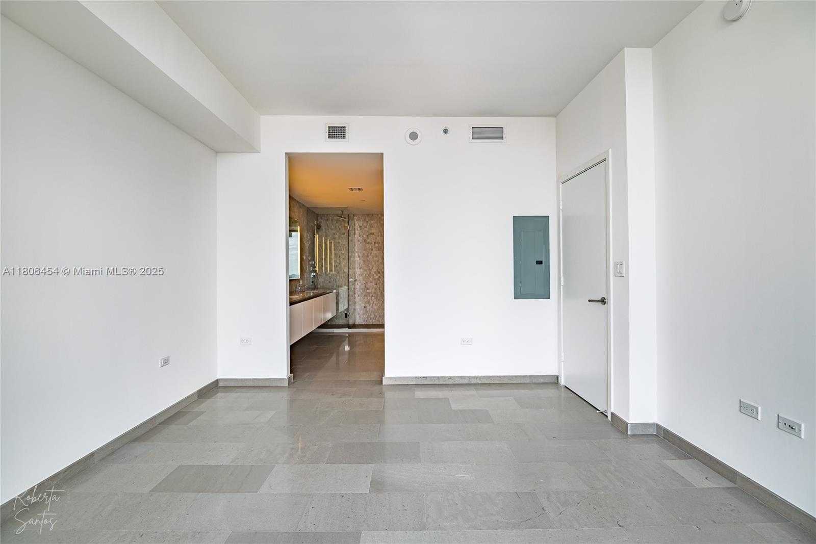 Small Image of 88 SOUTH WEST 7TH ST #2504, Miami Number 35