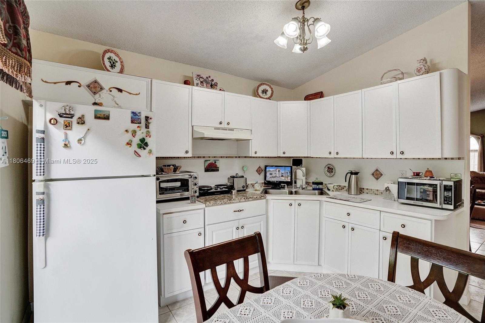 Small Image of 7001 WEST 35TH AVE #215, Hialeah Number 14